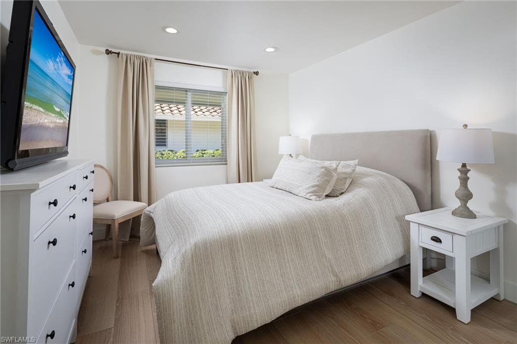 1595 Curlew AVE # 4, NAPLES FL 34102-10