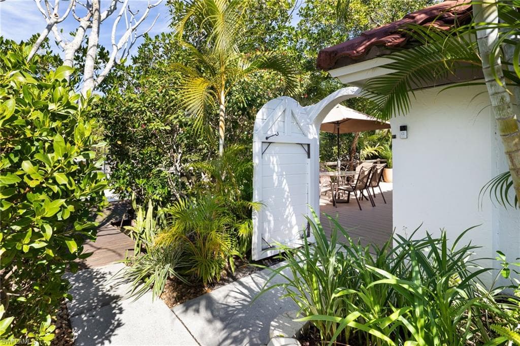 1595 Curlew AVE # 4, NAPLES FL 34102-18