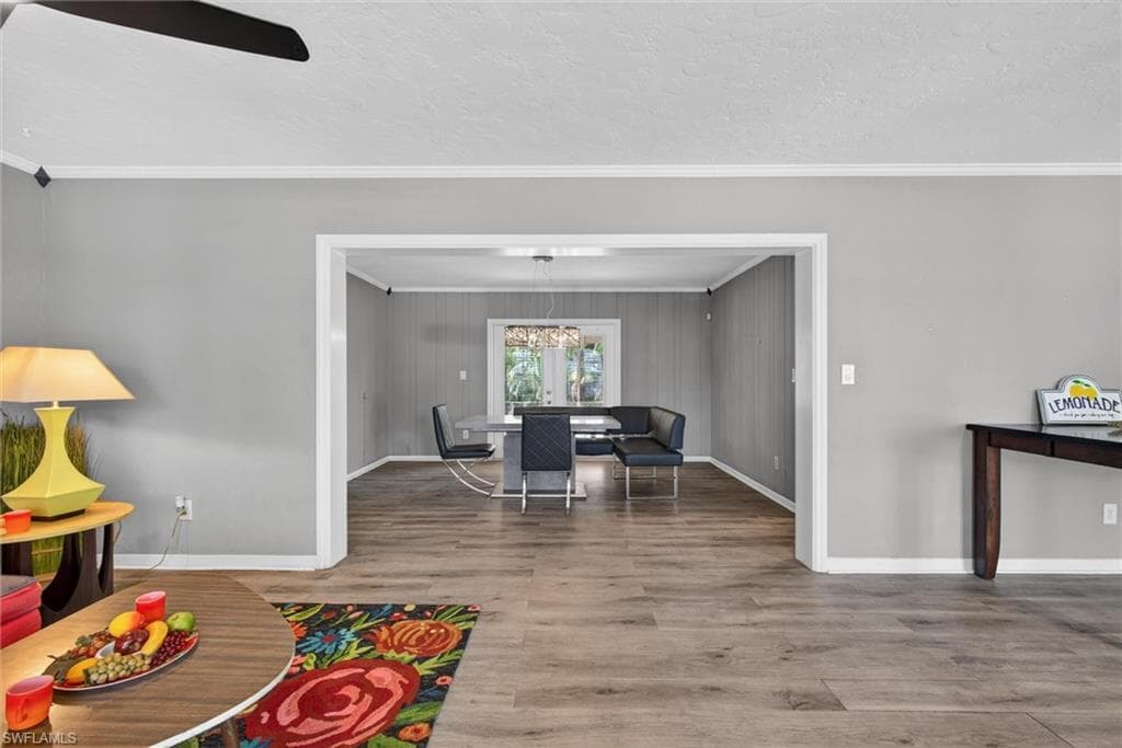 1420 Maravilla AVE-15