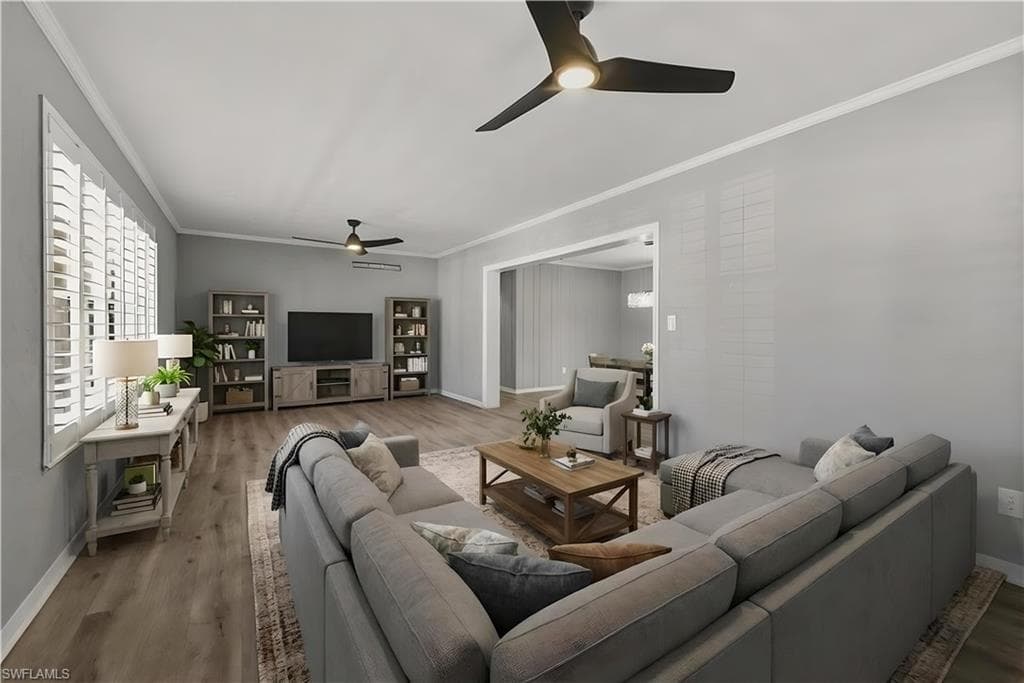 1420 Maravilla AVE-11