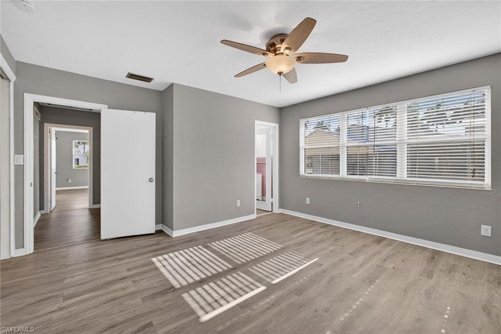 1420 Maravilla AVE-33