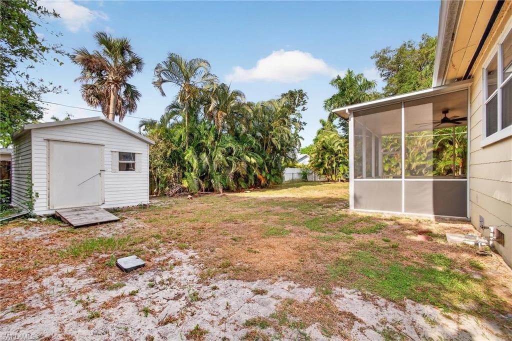 1420 Maravilla AVE-48