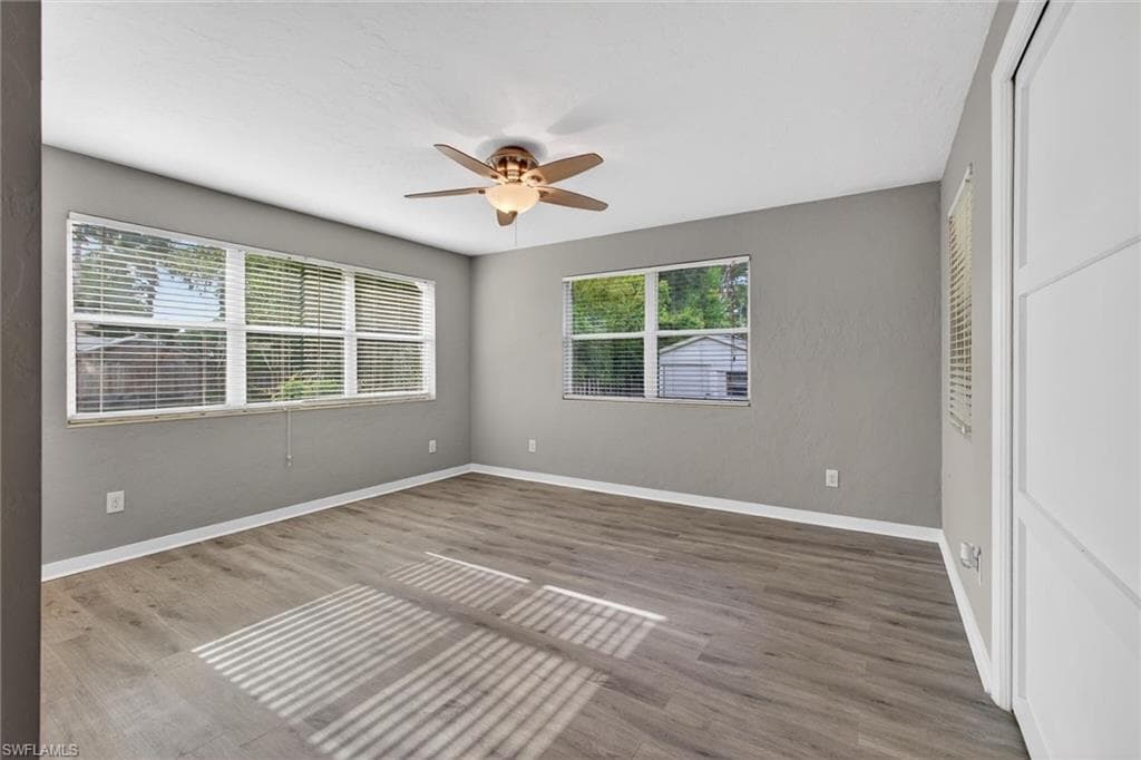 1420 Maravilla AVE-32