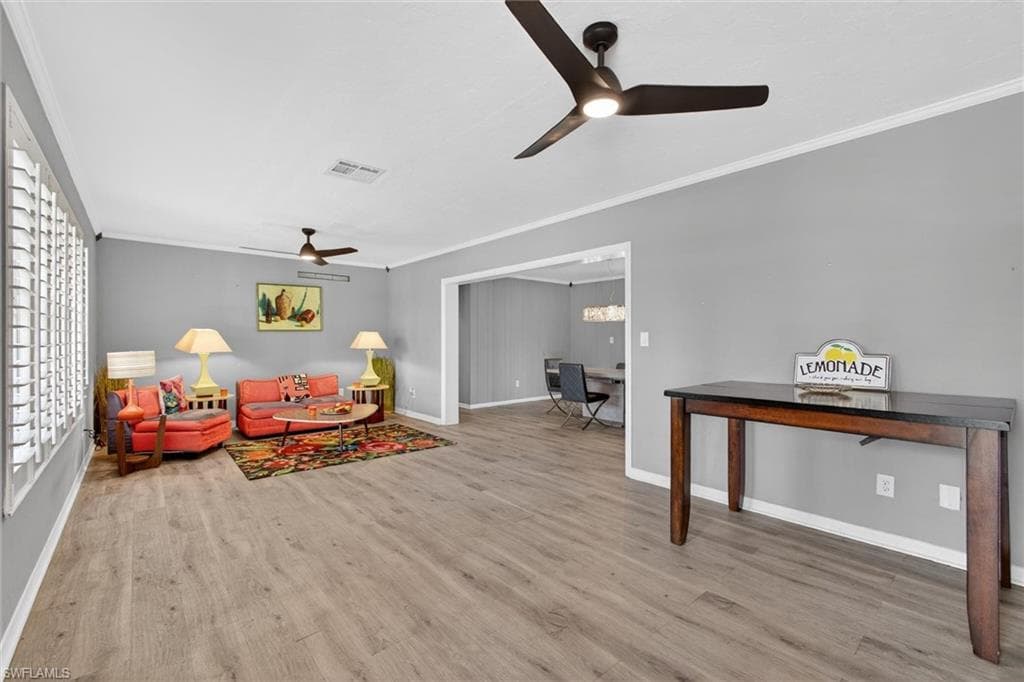 1420 Maravilla AVE-10