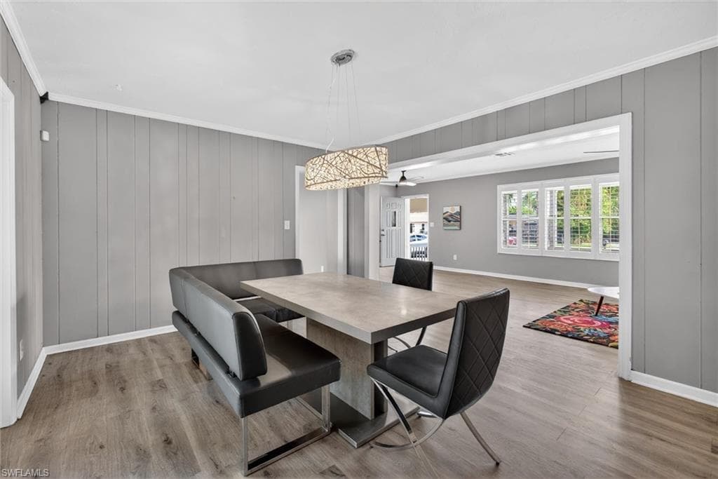 1420 Maravilla AVE-18