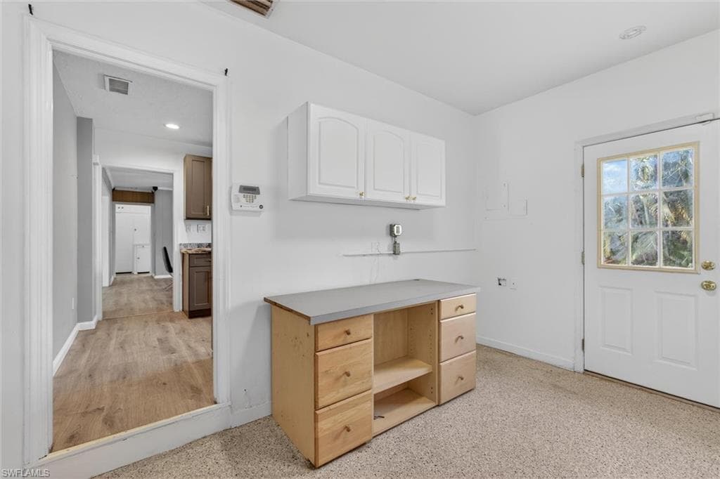 1420 Maravilla AVE-38
