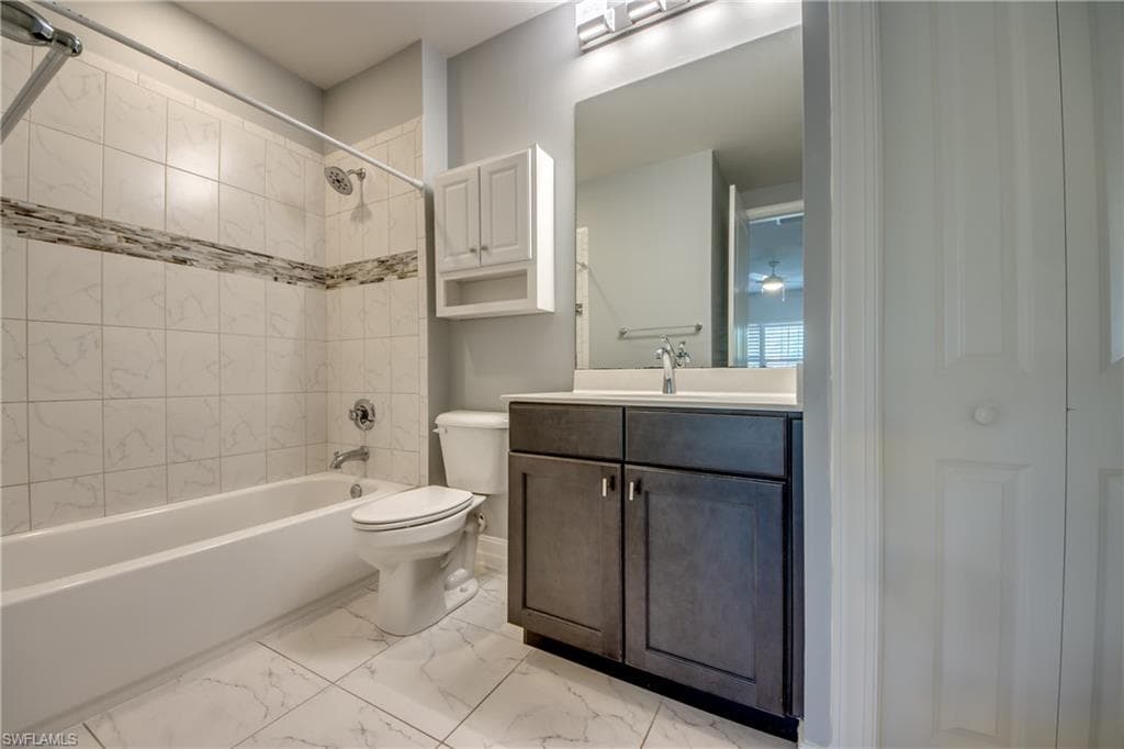 15111 Cortona WAY, FORT MYERS FL 33908-25