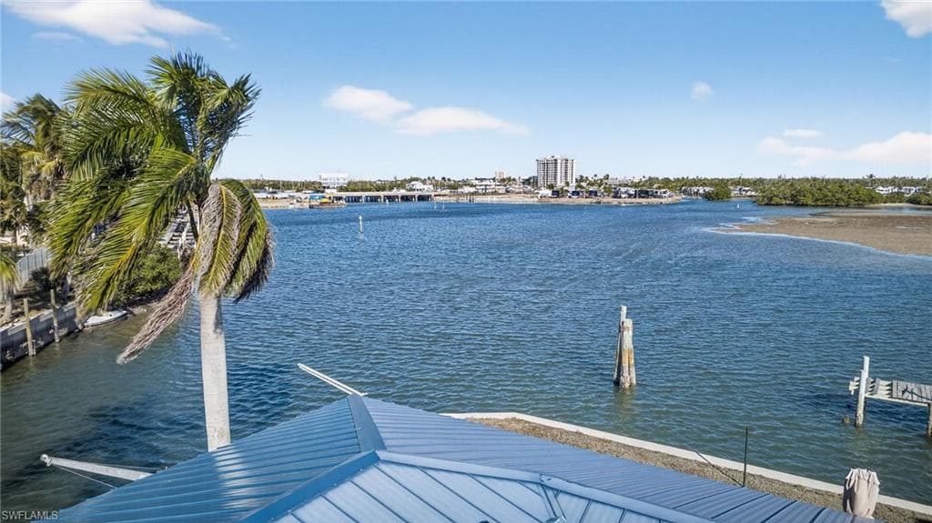 867 Oak ST, FORT MYERS BEACH FL 33931-43