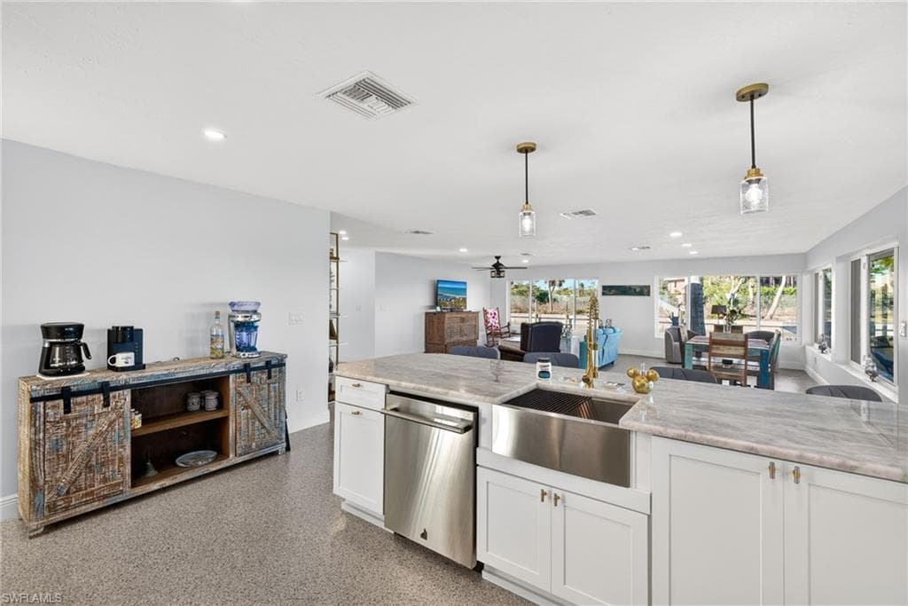 867 Oak ST, FORT MYERS BEACH FL 33931-19