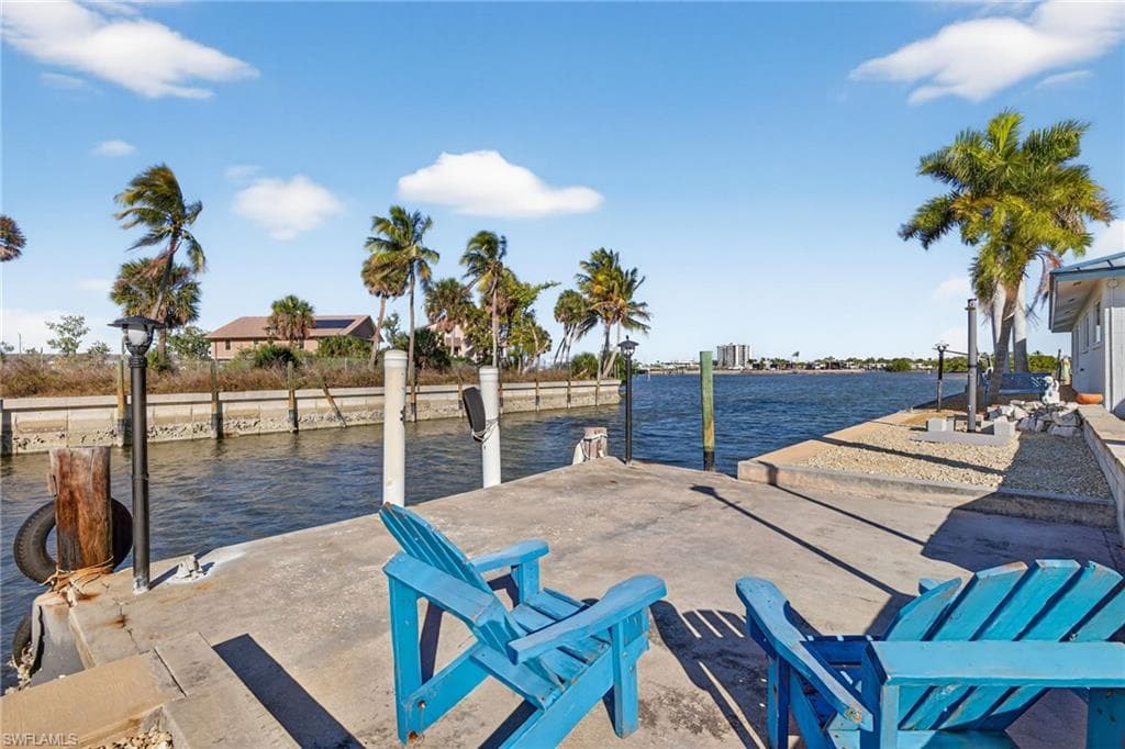 867 Oak ST, FORT MYERS BEACH FL 33931-39
