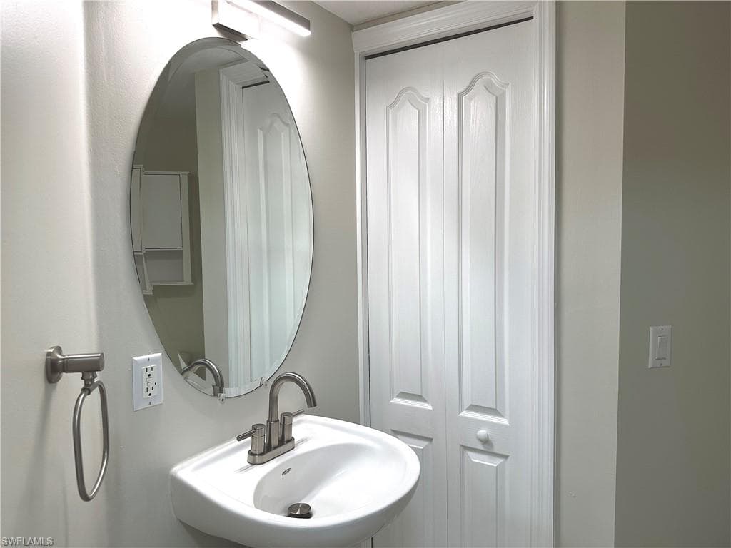 9465 Ivy Brook RUN # 910, FORT MYERS FL 33913-12