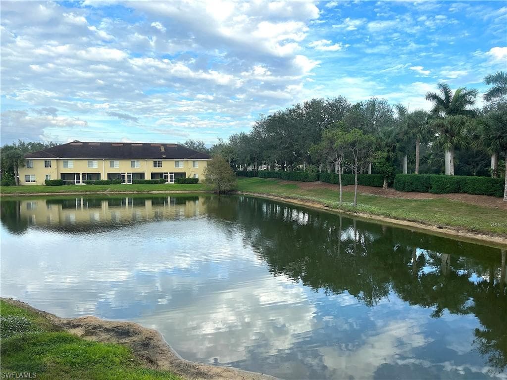 9465 Ivy Brook RUN # 910, FORT MYERS FL 33913-25