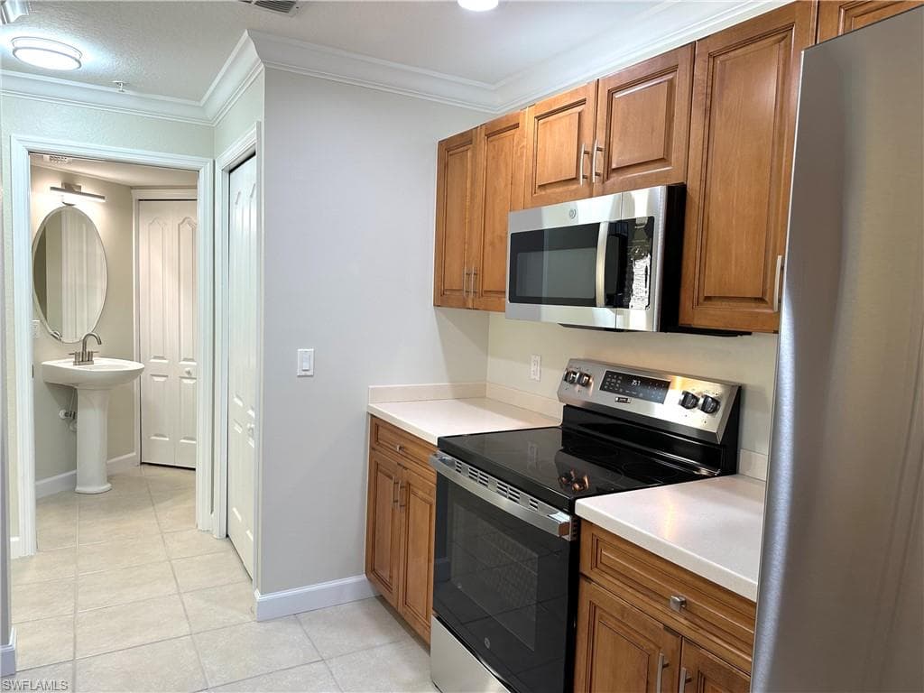 9465 Ivy Brook RUN # 910, FORT MYERS FL 33913-8