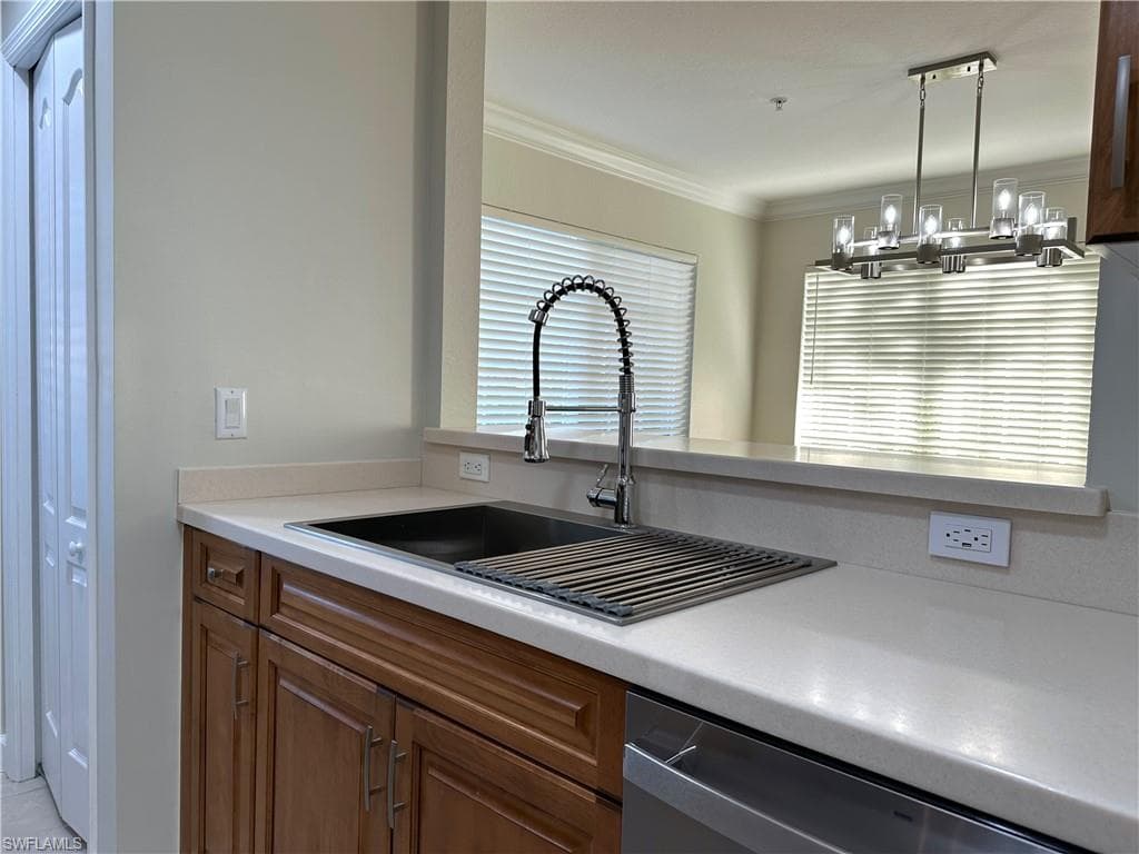 9465 Ivy Brook RUN # 910, FORT MYERS FL 33913-7