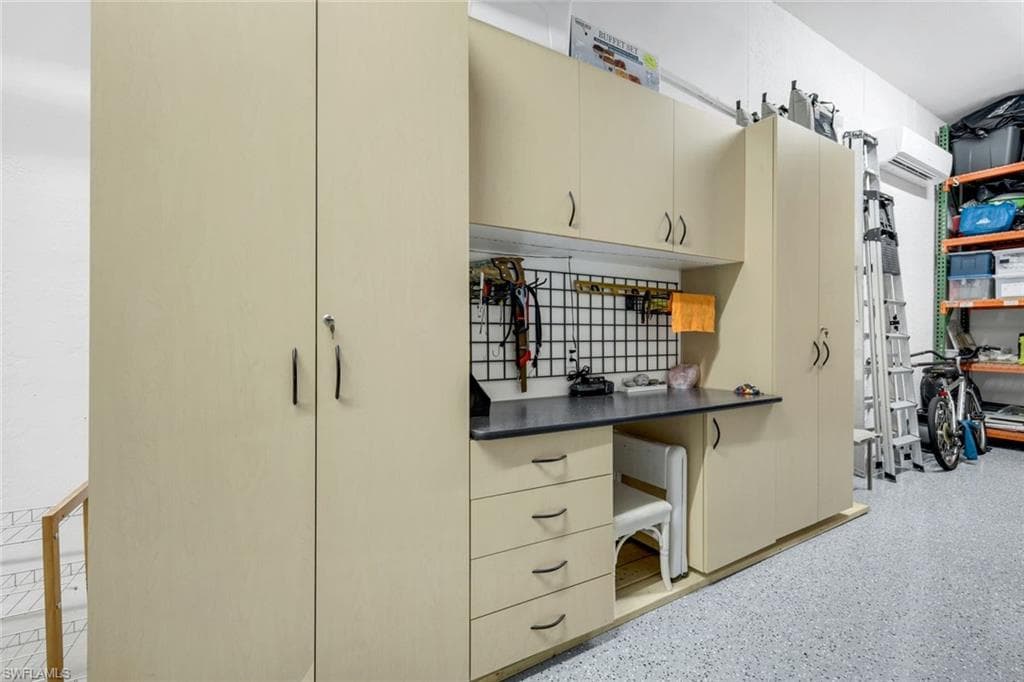 14051 BINGHAMPTON DR, FORT MYERS FL 33905-32