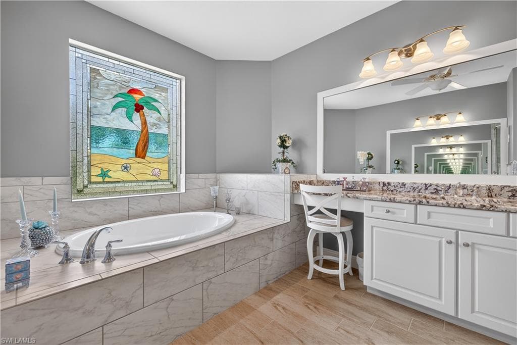 23268 Sanabria LOOP, BONITA SPRINGS FL 34135-23