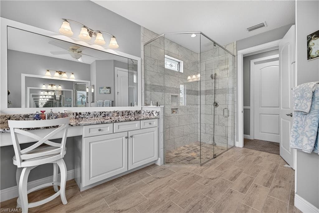 23268 Sanabria LOOP, BONITA SPRINGS FL 34135-24