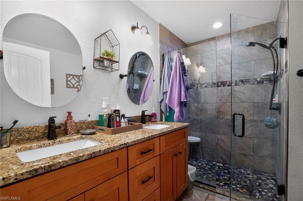 601 Renault AVE, SEBRING FL 33872-46