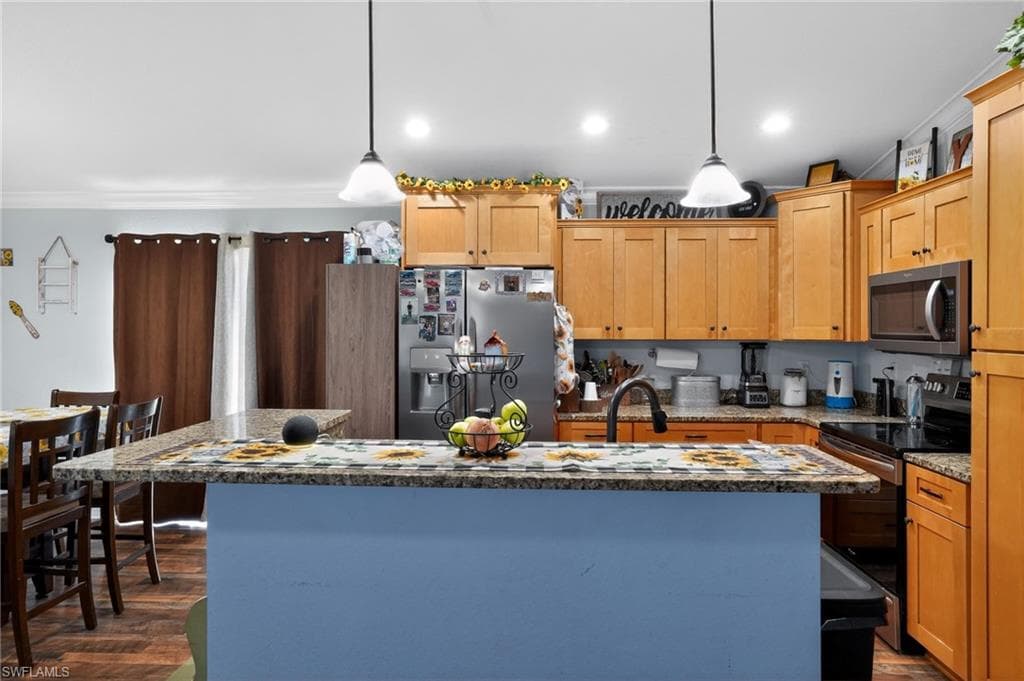 601 Renault AVE, SEBRING FL 33872-25