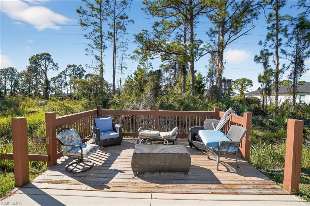 601 Renault AVE, SEBRING FL 33872-8