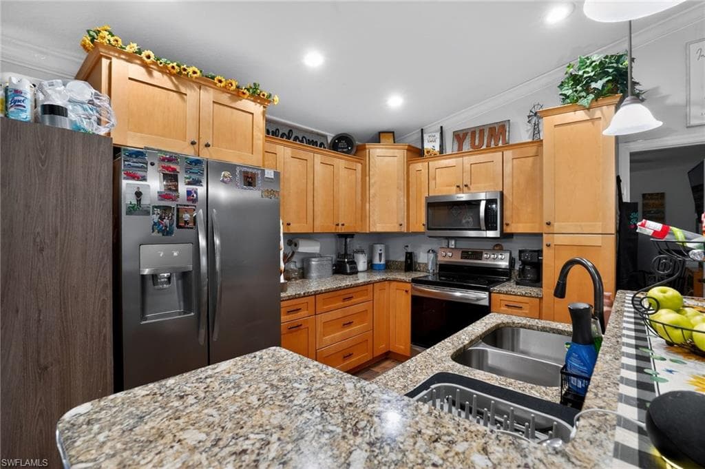 601 Renault AVE, SEBRING FL 33872-23