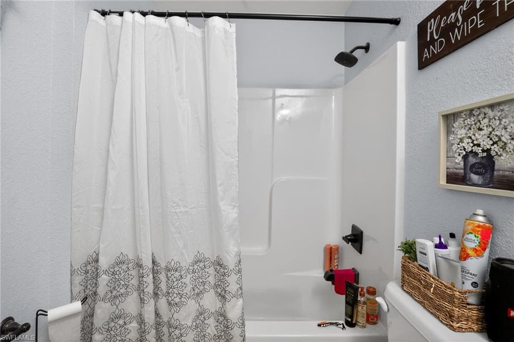 601 Renault AVE, SEBRING FL 33872-44