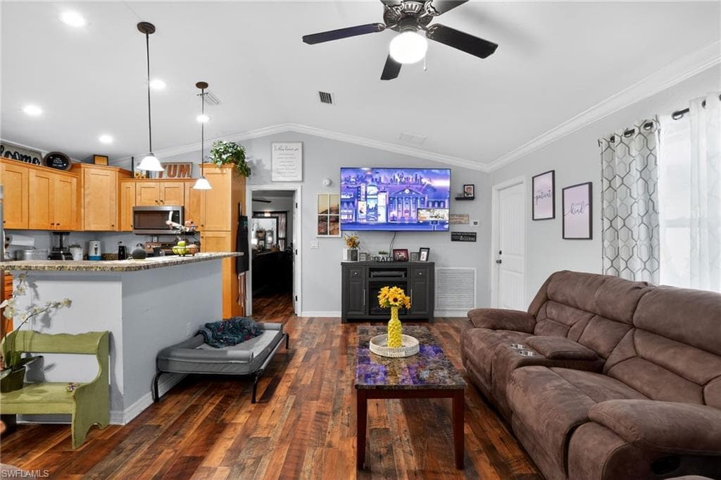 601 Renault AVE, SEBRING FL 33872-17