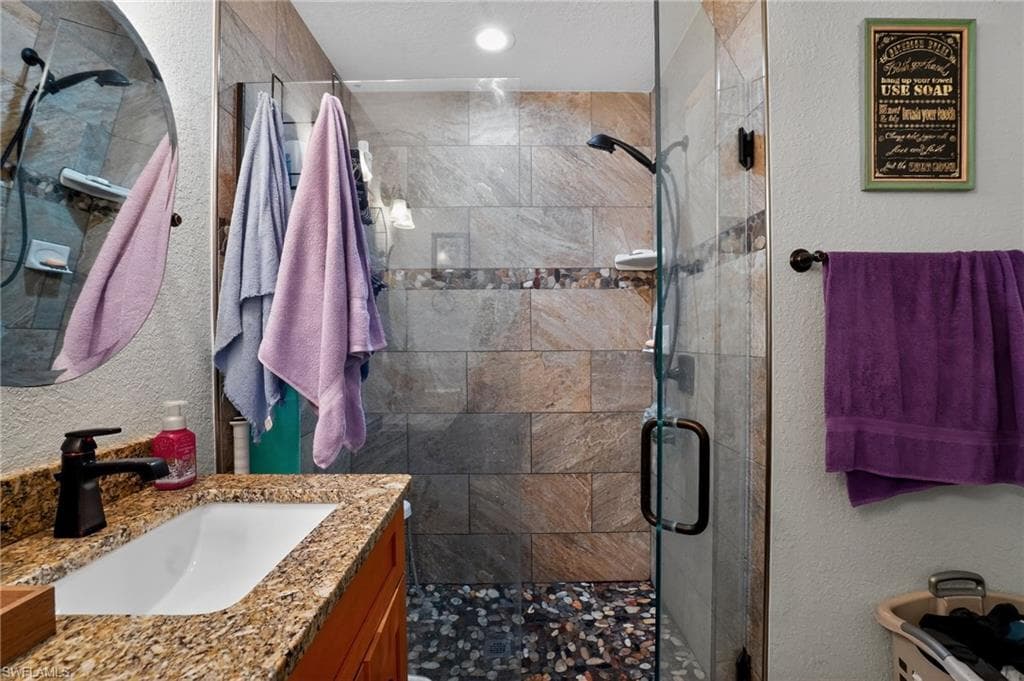 601 Renault AVE, SEBRING FL 33872-43