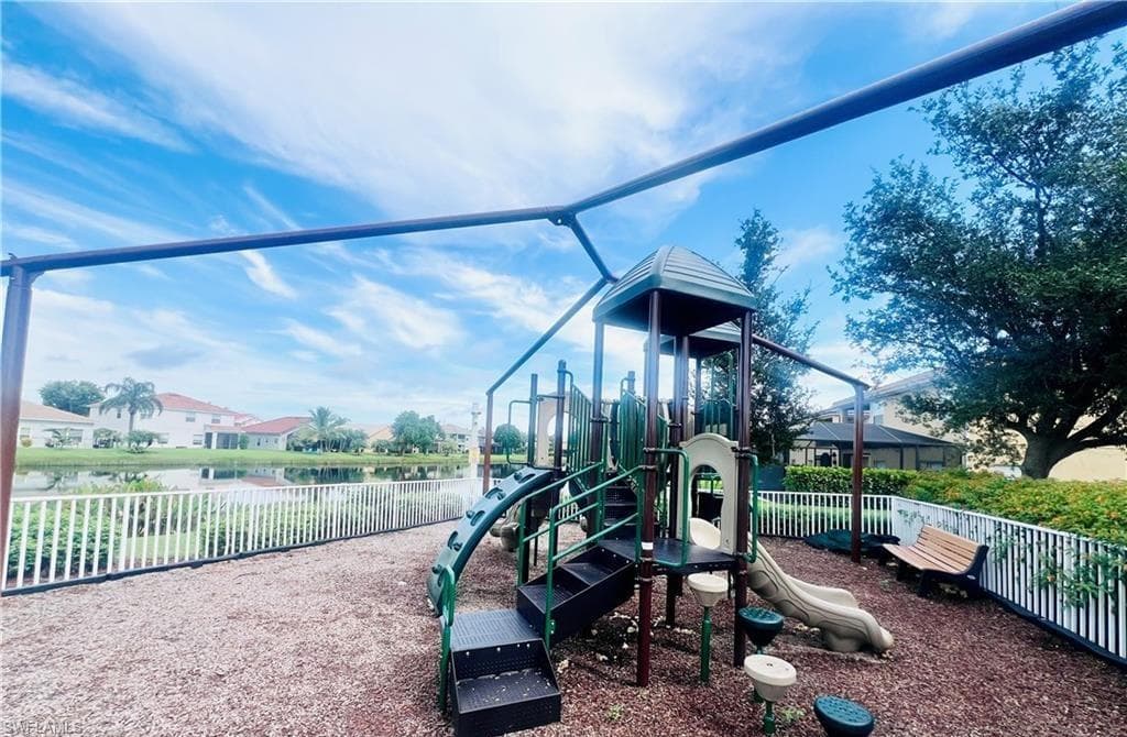 2149 Cape Heather CIR, CAPE CORAL FL 33991-48