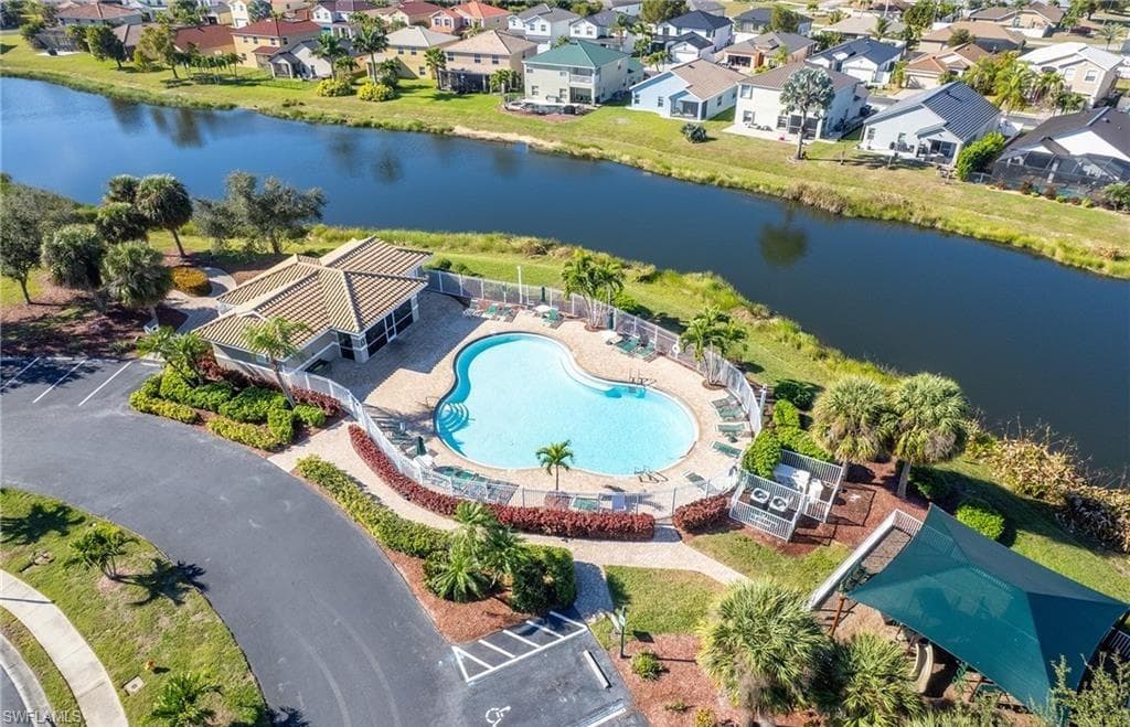 2149 Cape Heather CIR, CAPE CORAL FL 33991-49