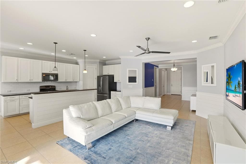 8554 Big Mangrove DR, FORT MYERS FL 33908-7