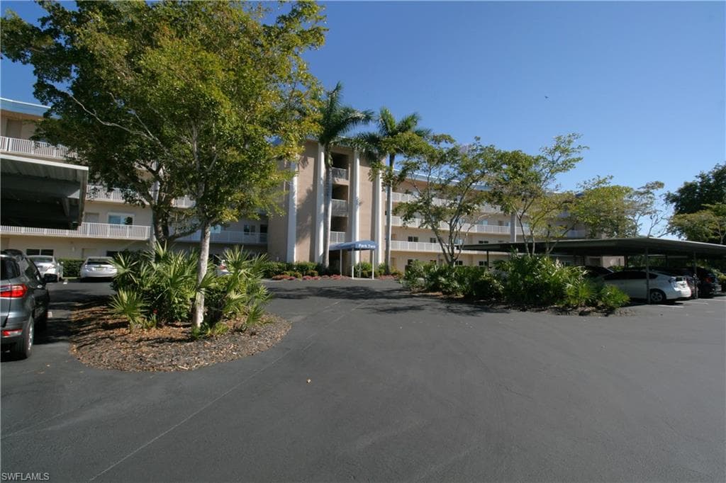 14931 Park Lake DR 303-1