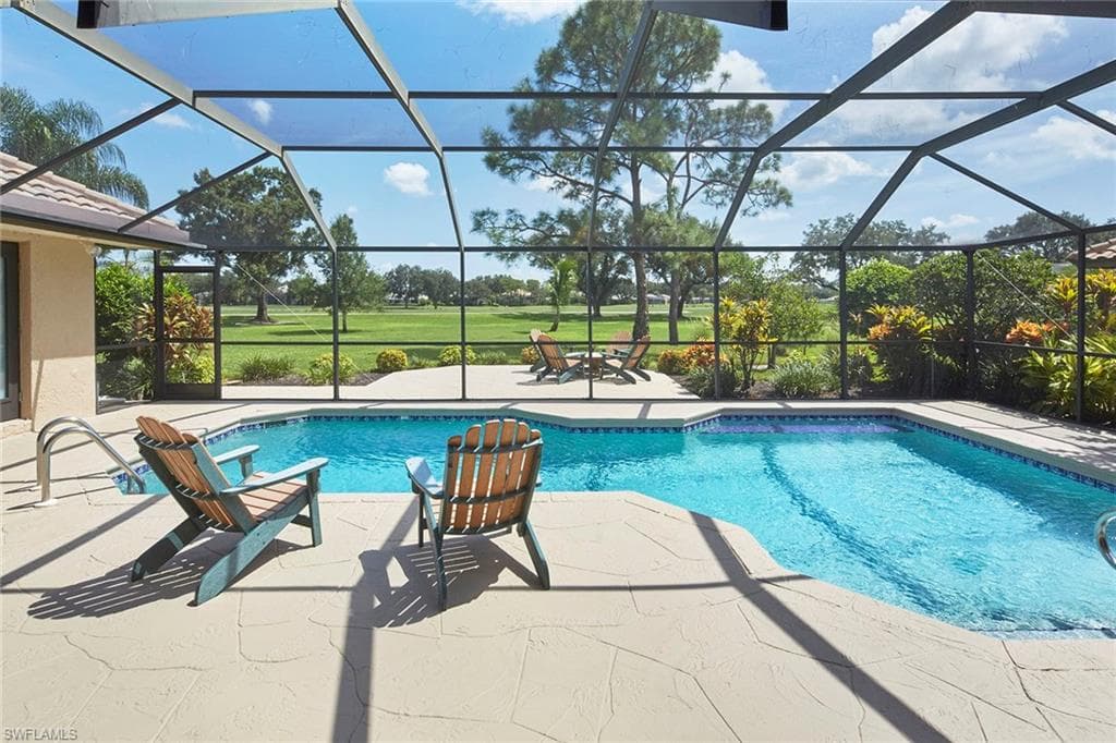 208 Silverado DR-25