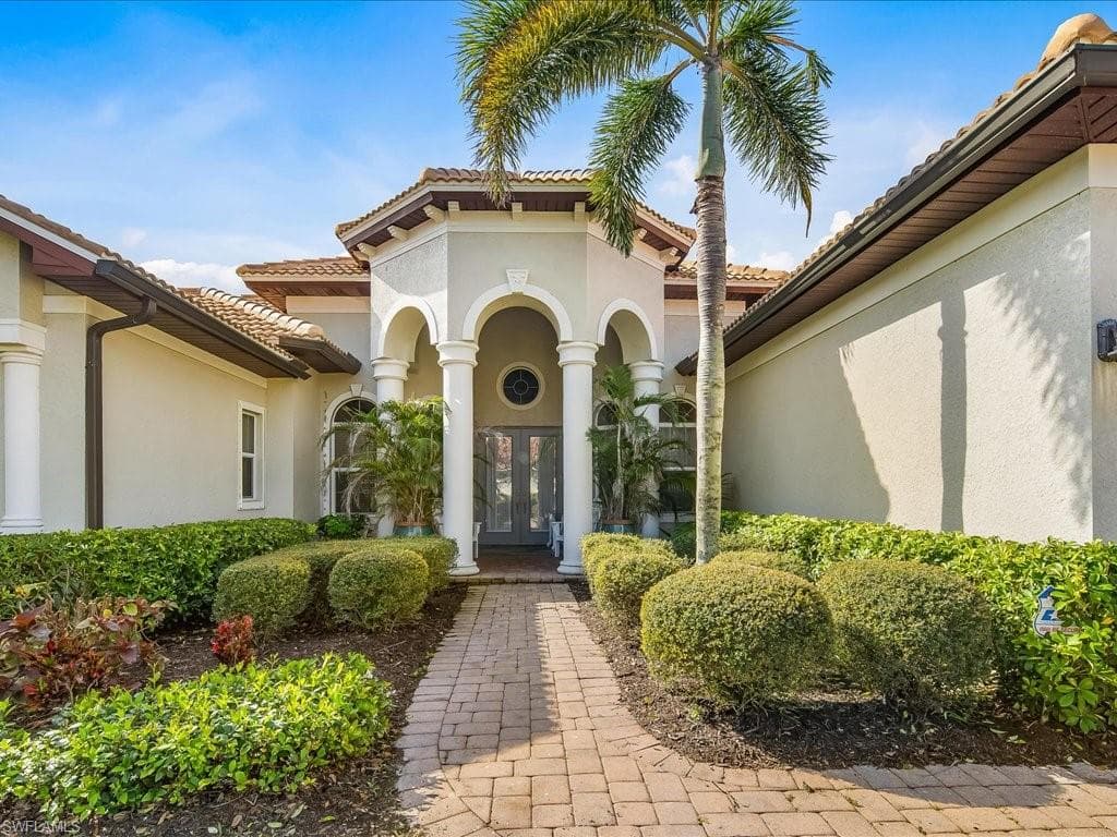 16109 Waterleaf LN, FORT MYERS FL 33908-3