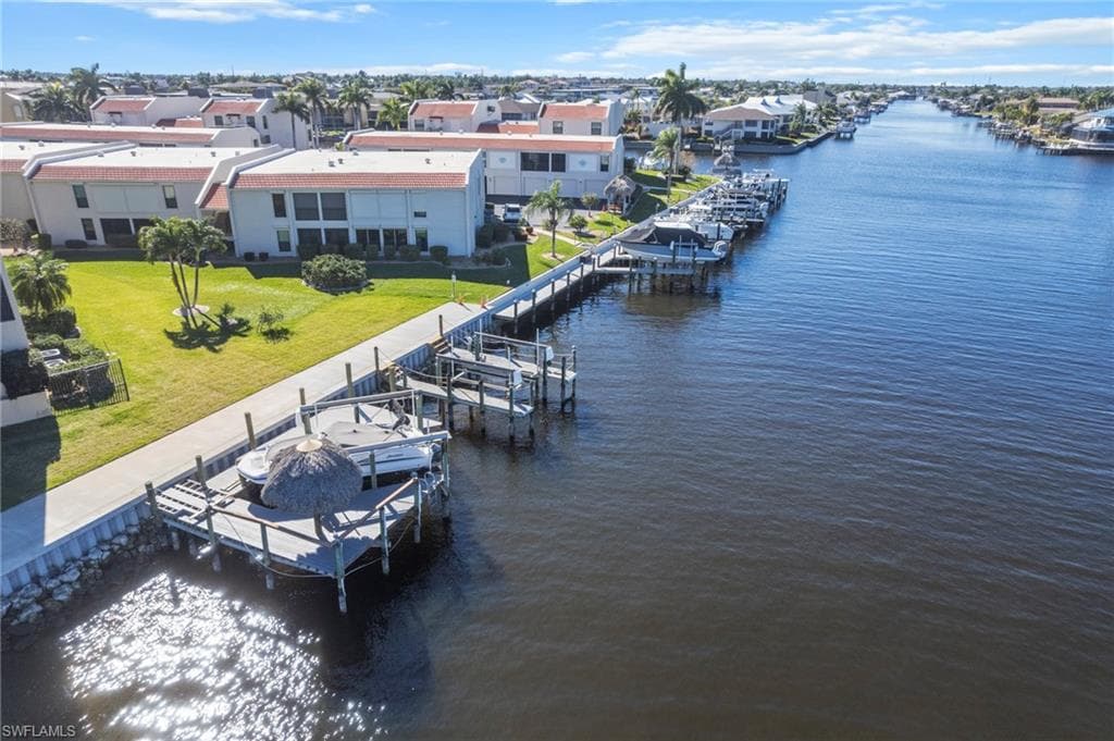 4013 SE 20th PL # 401, CAPE CORAL FL 33904-27