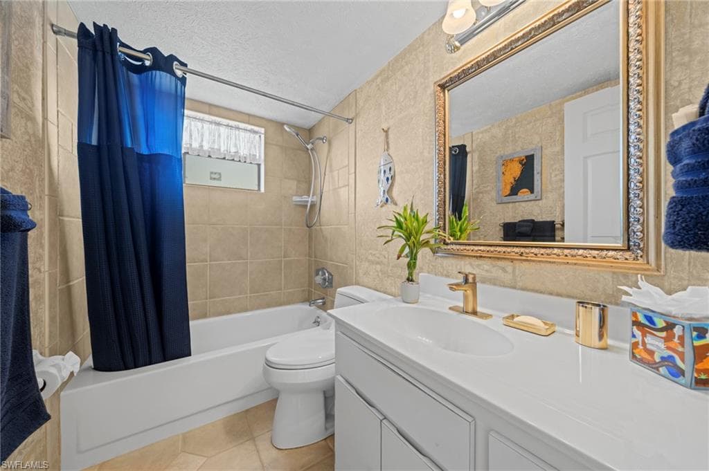 4013 SE 20th PL # 401, CAPE CORAL FL 33904-20