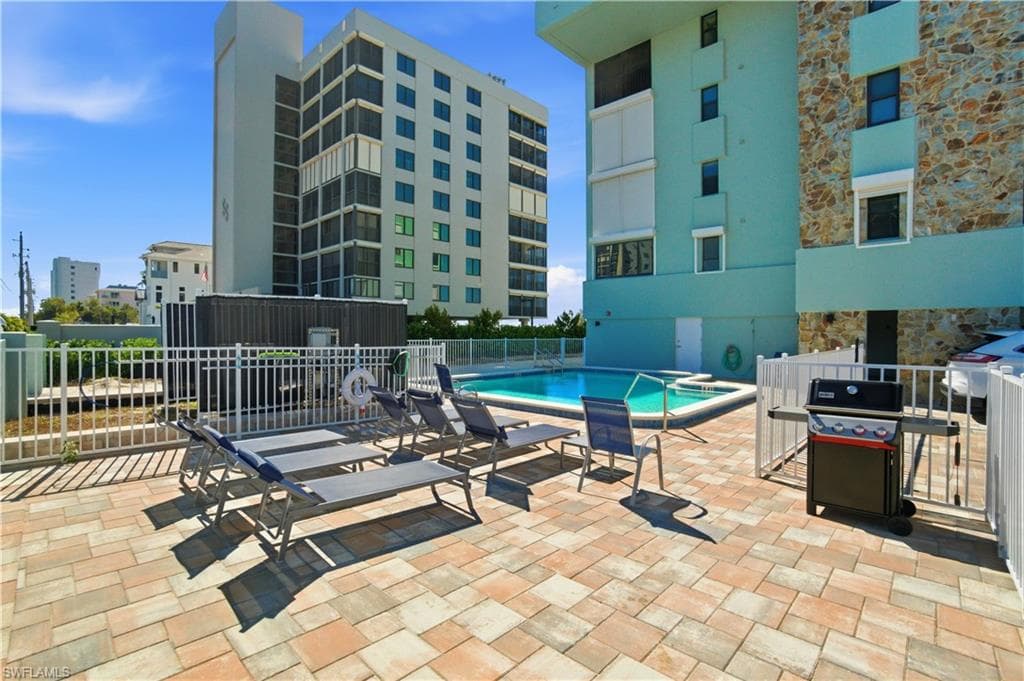 26130 Hickory BLVD # 5A, BONITA SPRINGS FL 34134-32
