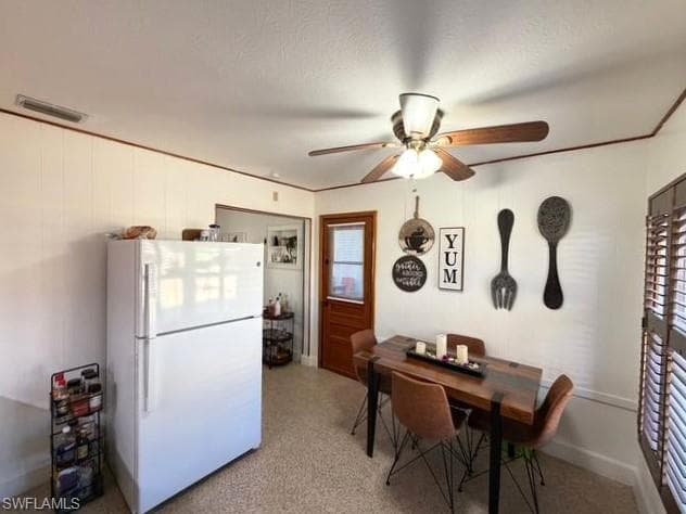 40 Victoria DR, NORTH FORT MYERS FL 33917-17