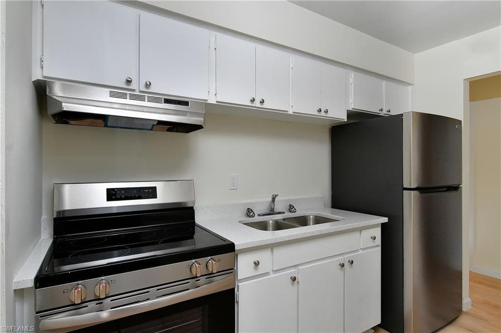 16 Tangerine CT, LEHIGH ACRES FL 33936-7