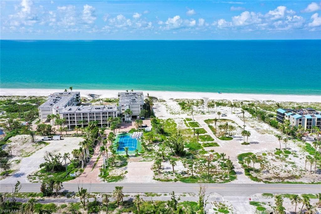 2807 W Gulf DR, SANIBEL FL 33957-2