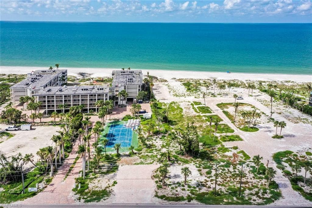 2807 W Gulf DR, SANIBEL FL 33957-8