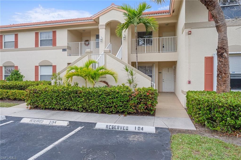 6645 Huntington Lakes CIR # 203, NAPLES FL 34119-11