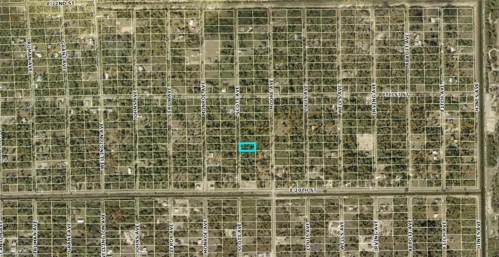 2010 Scott AVE, ALVA FL 33920-7