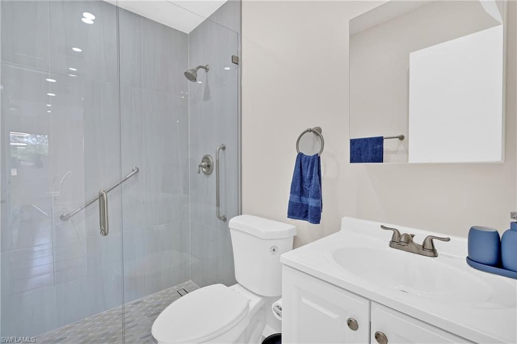 720 Joel BLVD-11