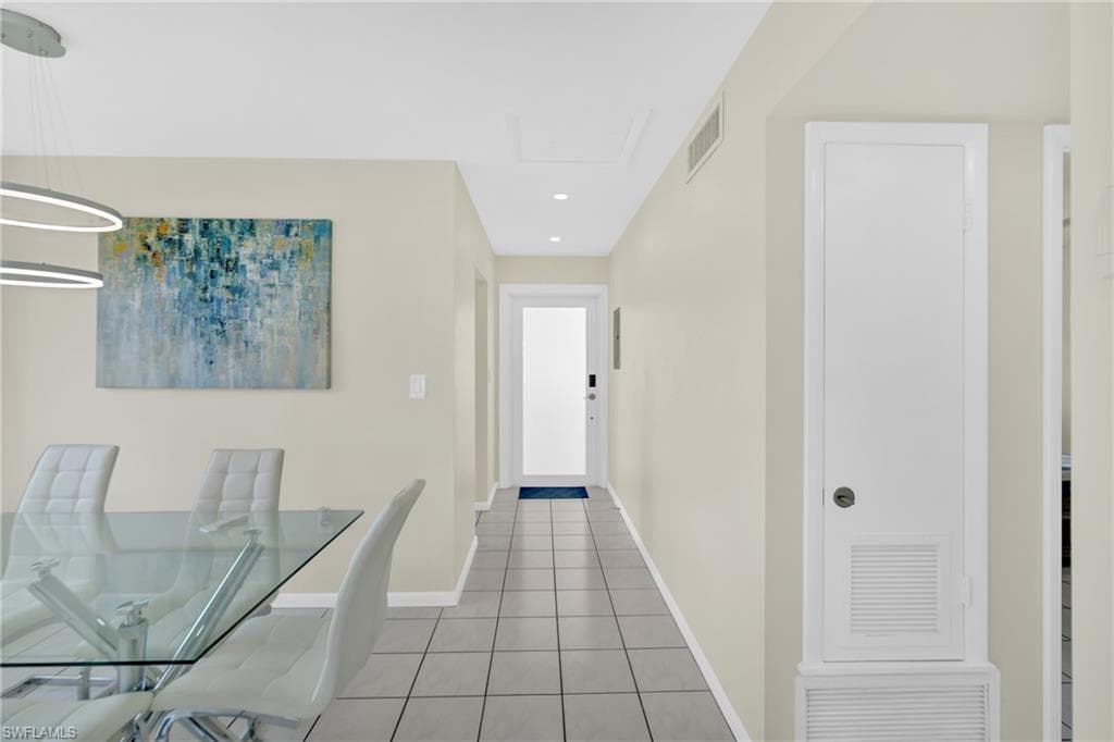 720 Joel BLVD-4