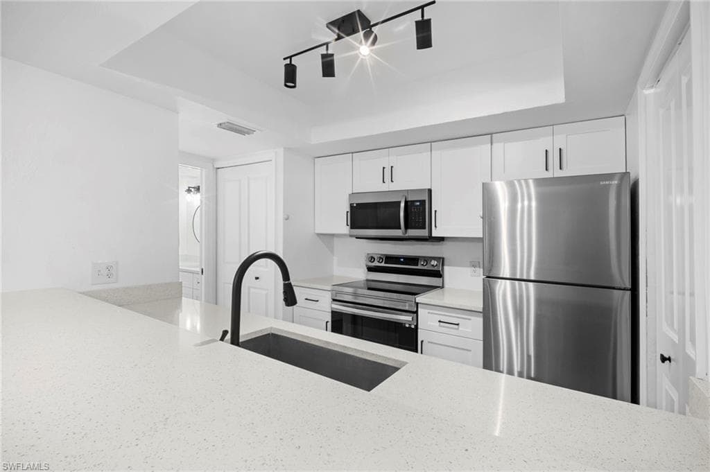 6213 timberwood CIR # 129, FORT MYERS FL 33908-14