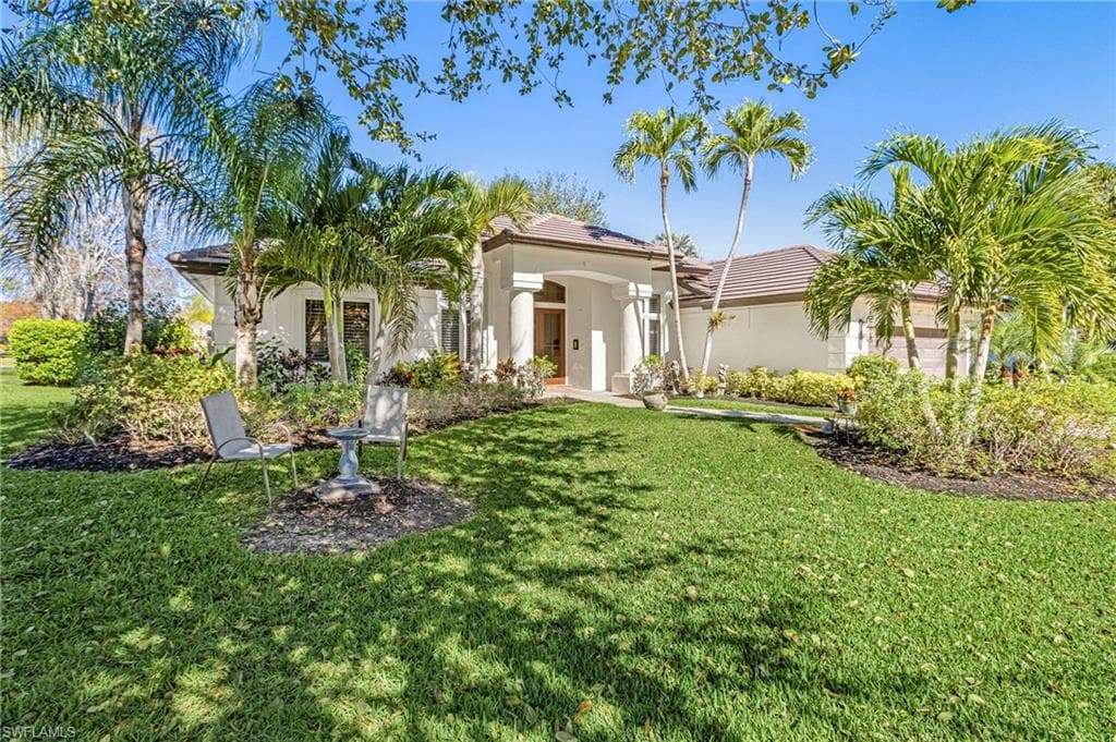 2025 Mission DR, NAPLES FL 34109-2