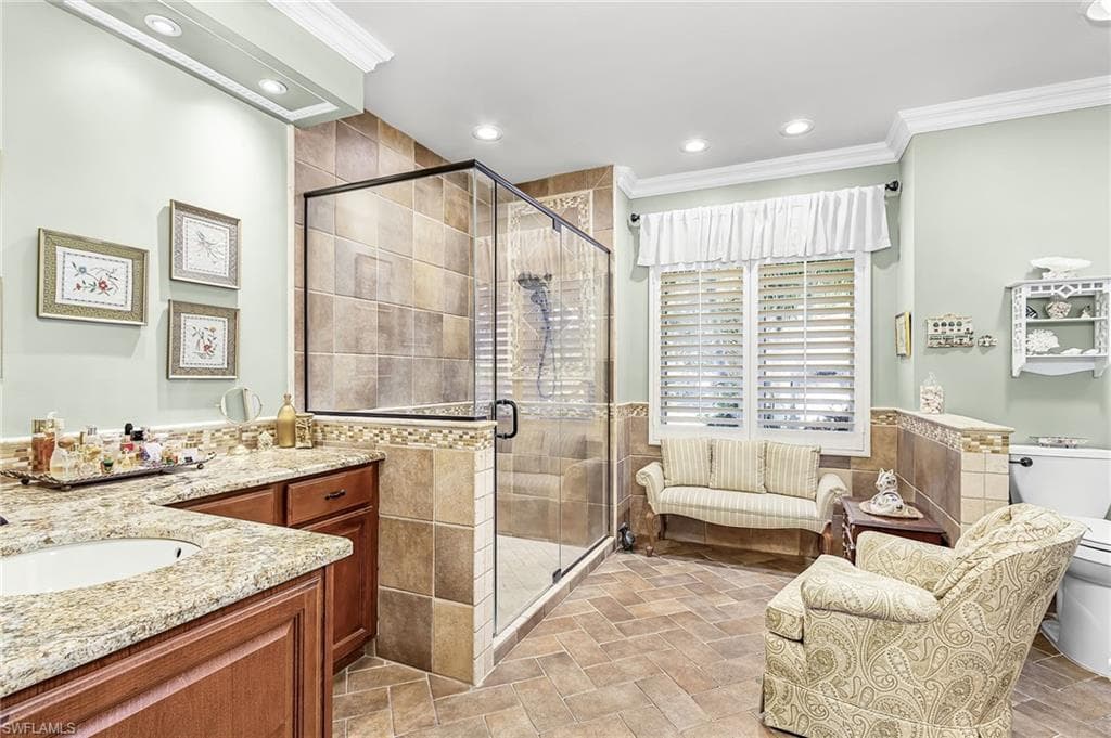 2025 Mission DR, NAPLES FL 34109-23