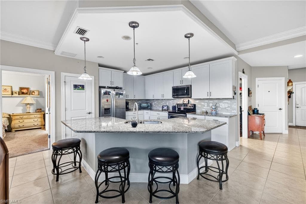 11765 Grand Belvedere WAY # 102, FORT MYERS FL 33913-7