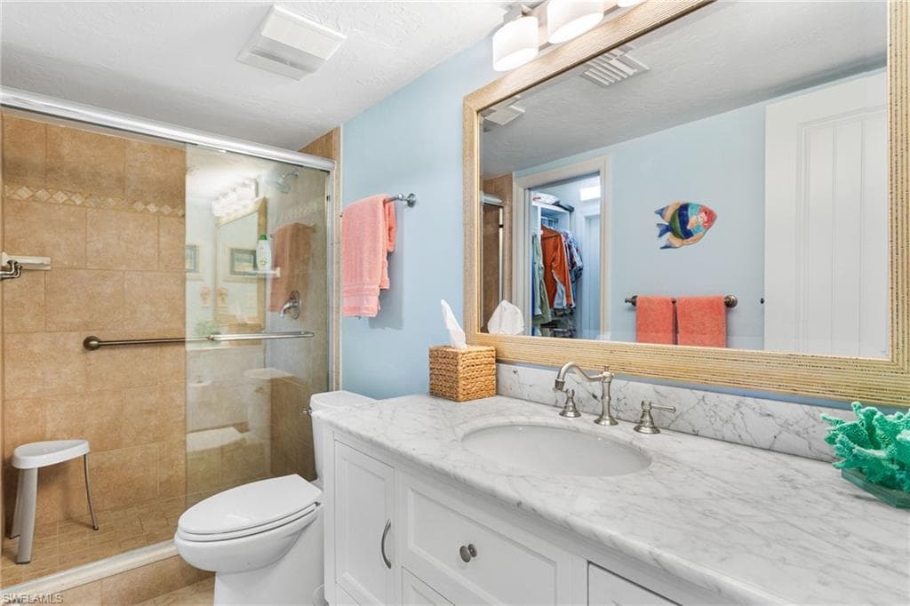 25720 Hickory BLVD 216 B-22